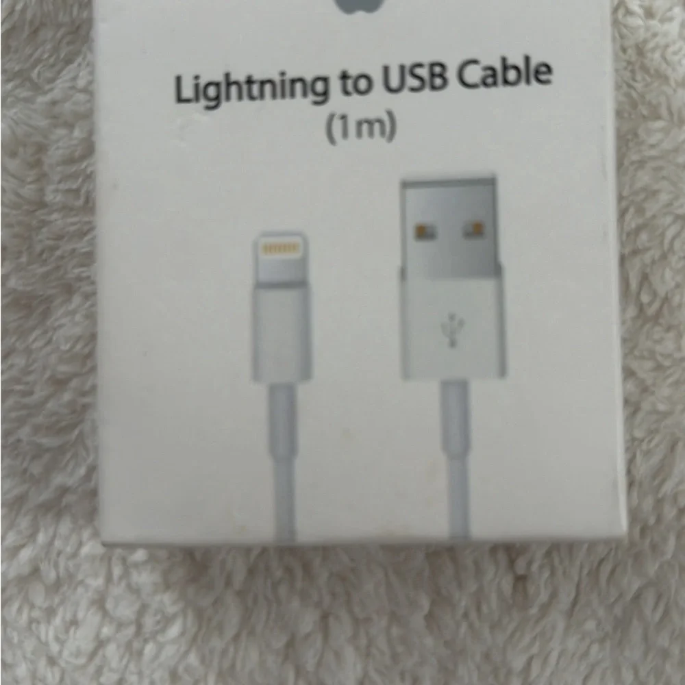 Apple USB Cable Bundle - Black and Gray